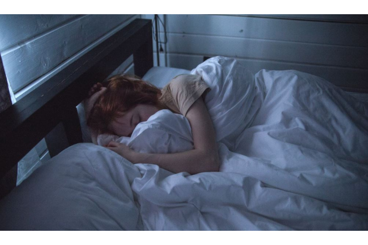 Miega traucējumi pusaudžiem: kā izpaužas un vai jāārstē?