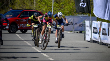 Ar aizraujošo “VeloExpress Sigulda XCO” krosu startējusi Latvijas kausa sezona