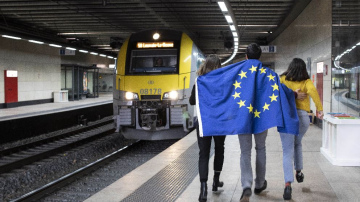 Jaunieši var pieteikties “DiscoverEU” bezmaksas ceļošanas kartēm Eiropas iepazīšanai