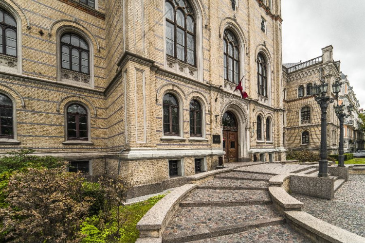 LU un IZM uzsāk reģionālo diskusiju ciklu par pedagogu izglītību