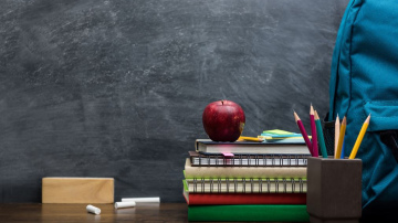Pedagogu un vecāku organizācijas atklātā vēstulē lūdz IZM rast papildus finansējumu mācību līdzekļiem