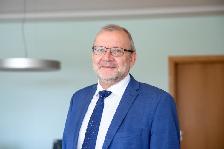 AS “Grindeks” valdē notikušas izmaiņas – par uzņēmuma valdes priekšsēdētāju iecelts Jānis Romanovskis.