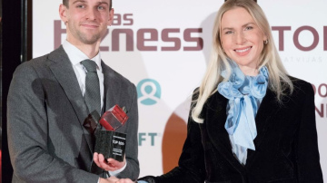 “Klīnika EGV” saņem Latvijas spēcīgāko uzņēmumu “TOP 500+” balvu par ieguldījumu Latvijas cilvēkkapitālā