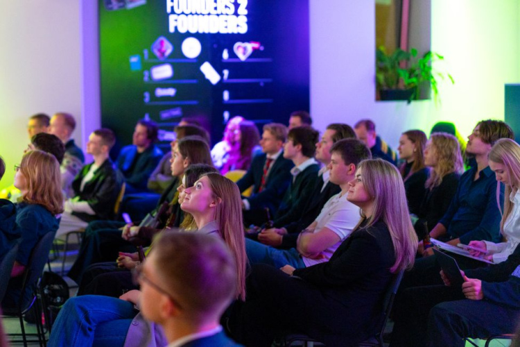 JA Alumni Latvia atsāk darbību, stiprinot absolventu kopienu