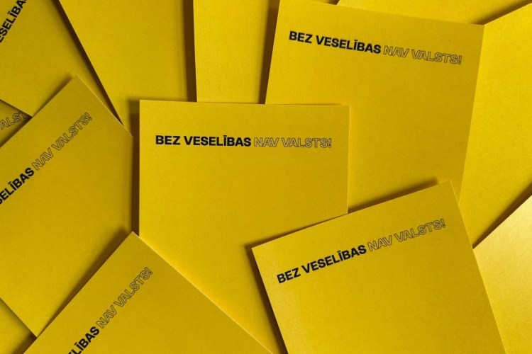 Ar klusuma brīdi aicinās palielināt finansējumu dzīvības glābjošo medikamentu iegādei