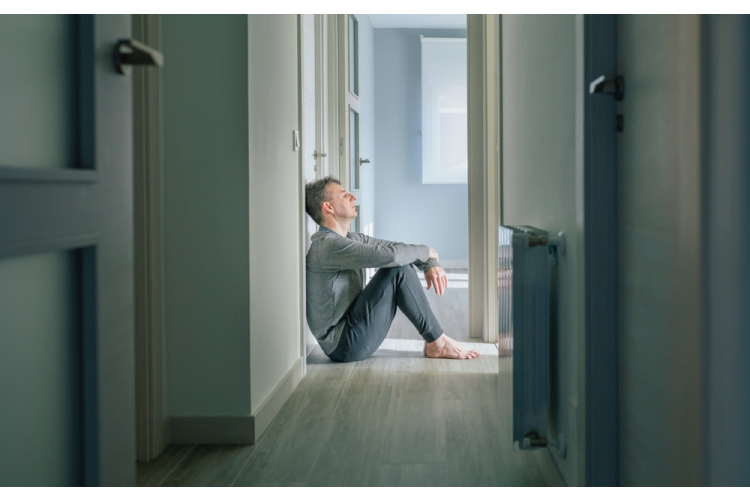 Mudināt vīrieti apzināties savas emocijas un par mentālās veselības problēmām neklusēt