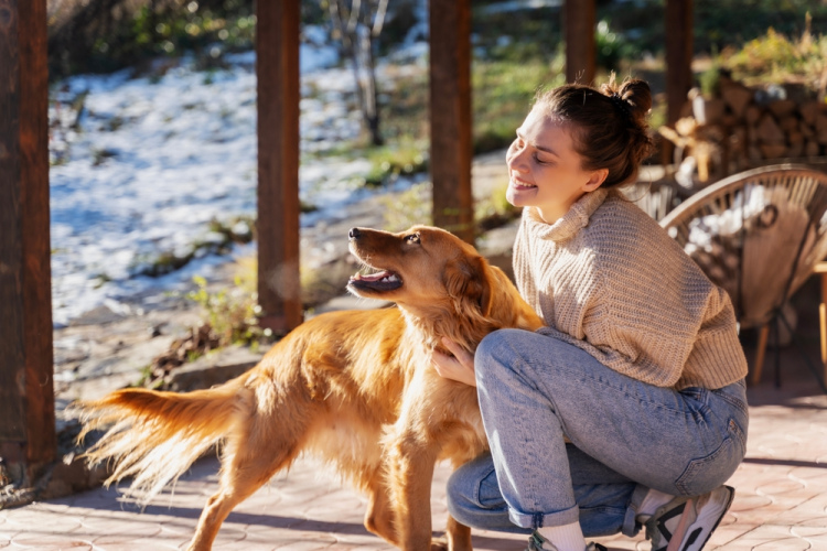 Atpūta nav dīkdienība –  jaunas iedzīvotāju aptaujas datus komentē neirologs
