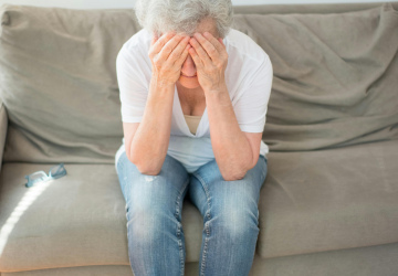 Dziļā smadzeņu stimulācija ir iespēja Parkinsona pacientiem atgūt kustības un neatkarību