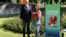 Dzirdi savu sirdi: pie Latvijas Kardioloģijas centra jaunajai sezonai atklāta Sirds dobe